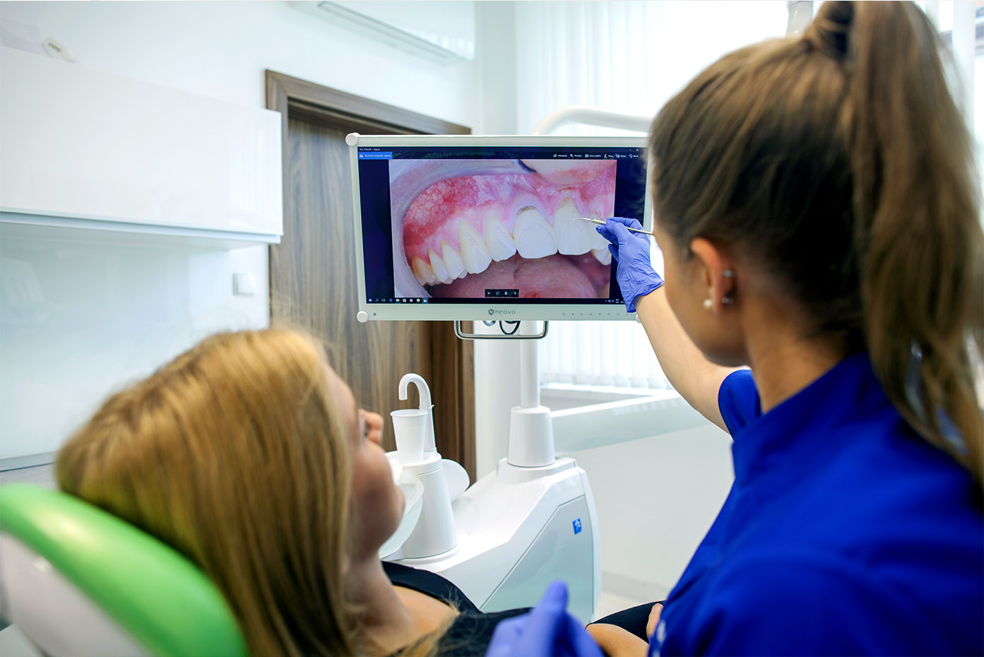 Periodontologi ved Kwiatek Klinikk i Poznań